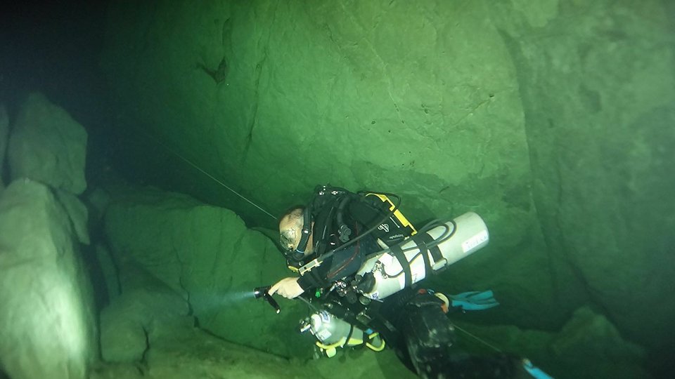 DJL diving owner Tim in song hong caves