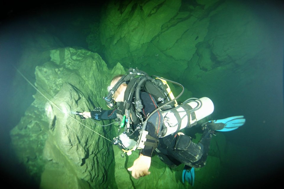 Tim ANDI hypoxic trimix course song hong cave