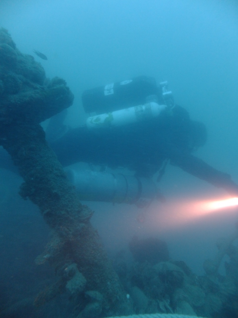 Diving the new wreck located by DJL tech