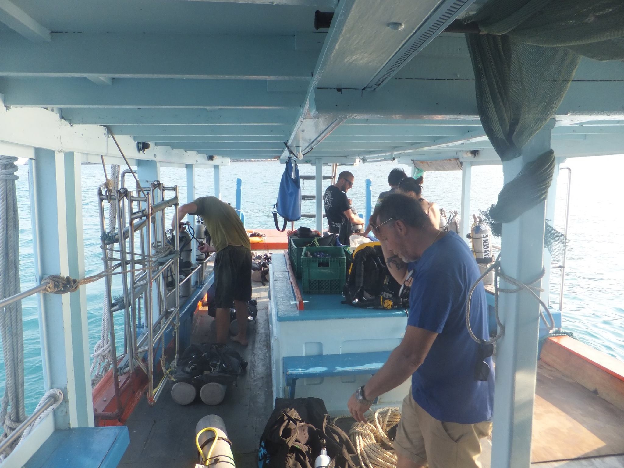 Preparing on the tech boat